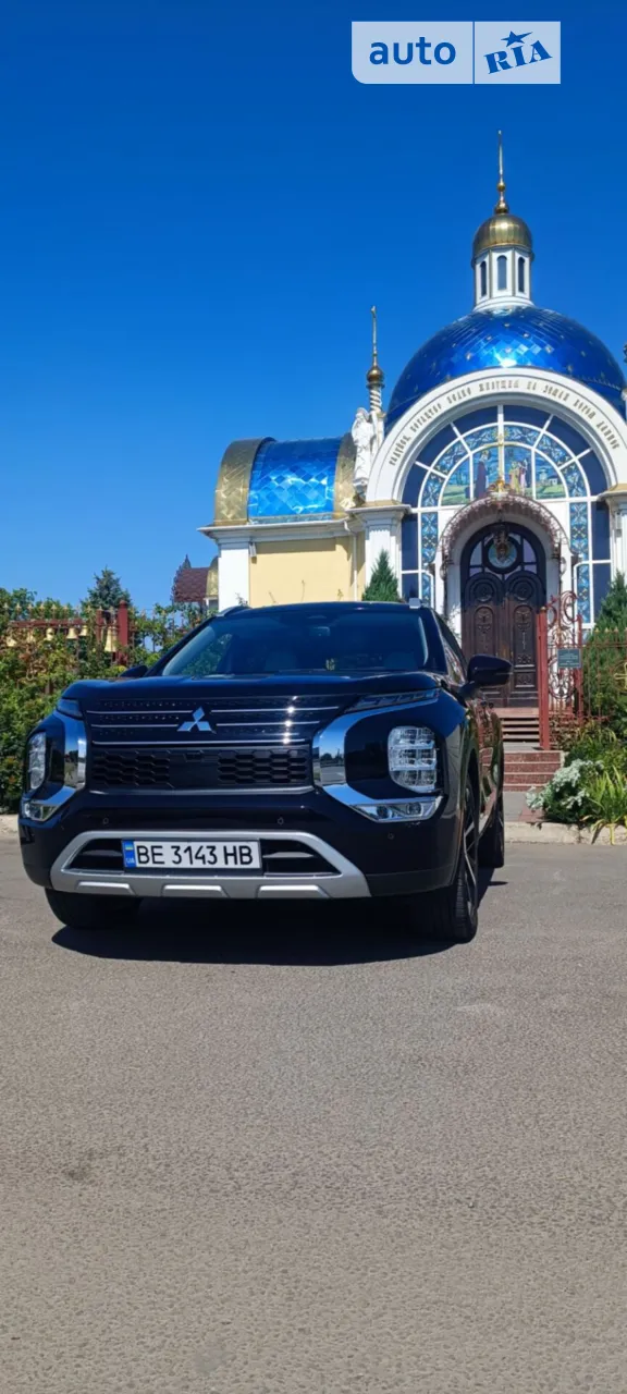 2022 Mitsubishi Outlander - мініатюра 16
