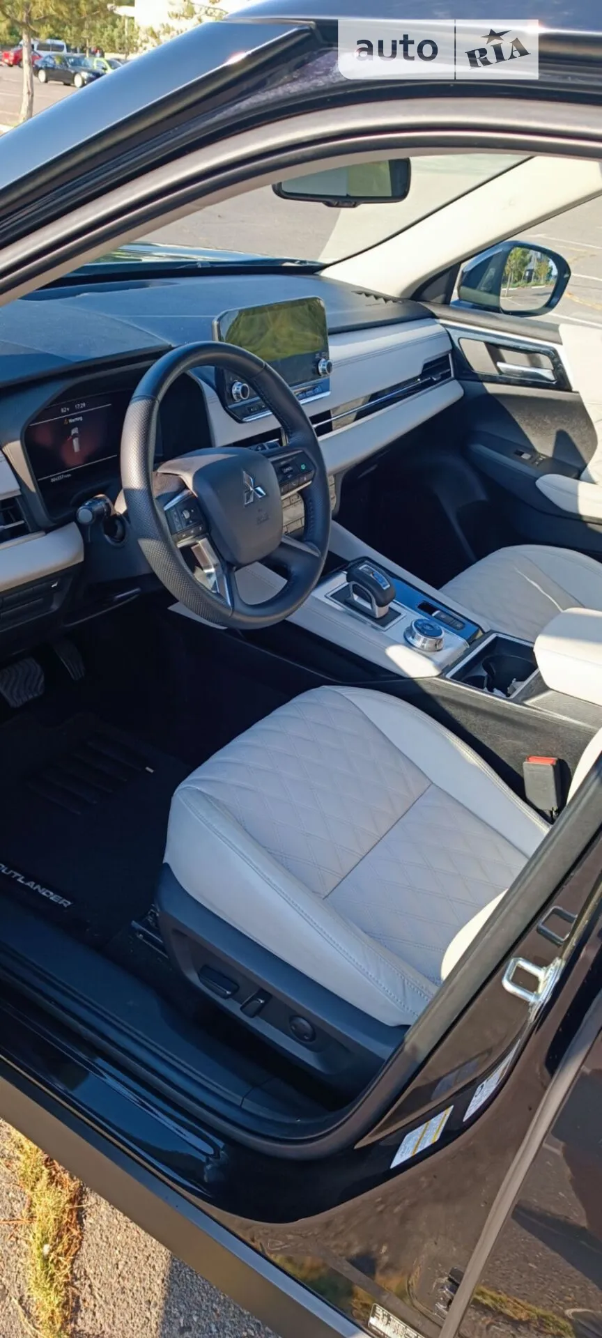 2021 Mitsubishi Outlander - мініатюра 23