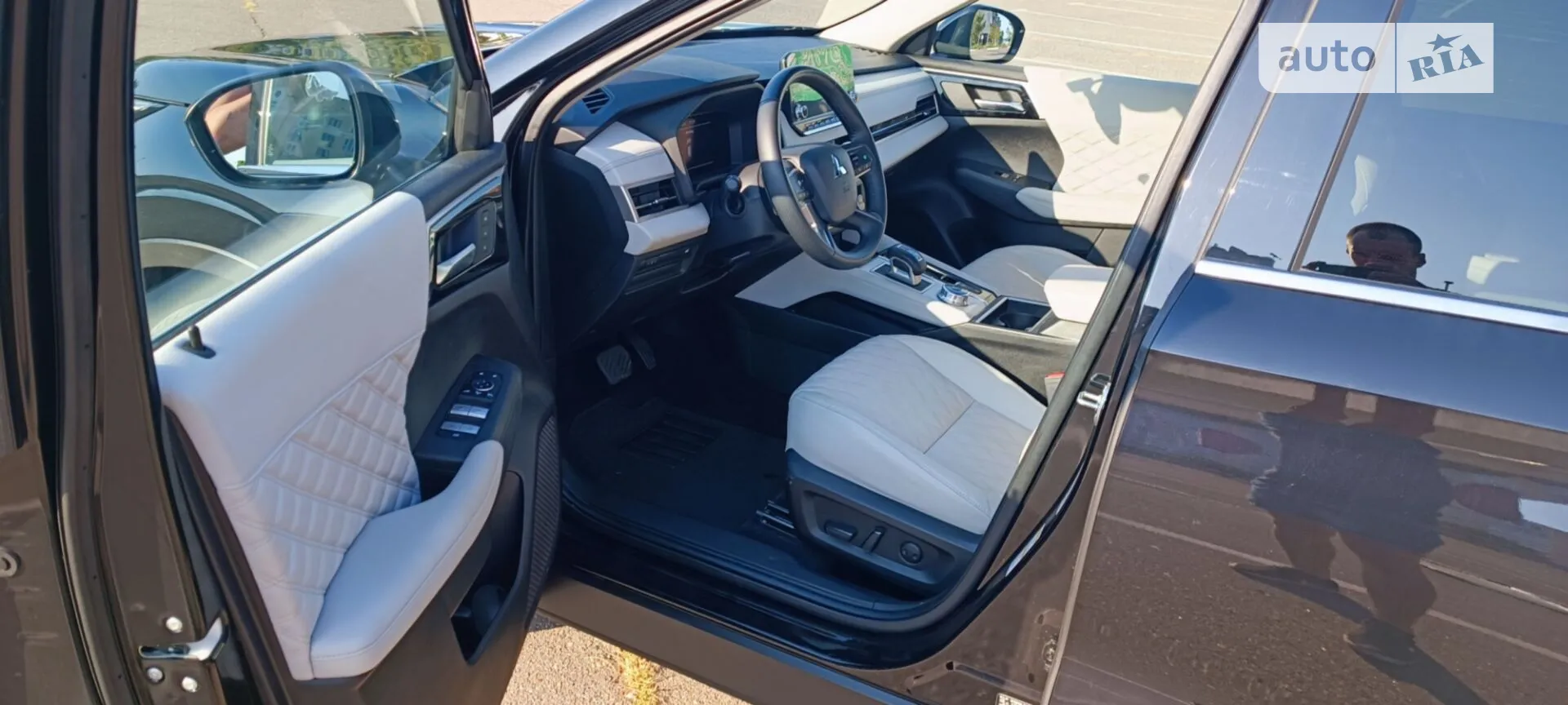 2021 Mitsubishi Outlander - мініатюра 26