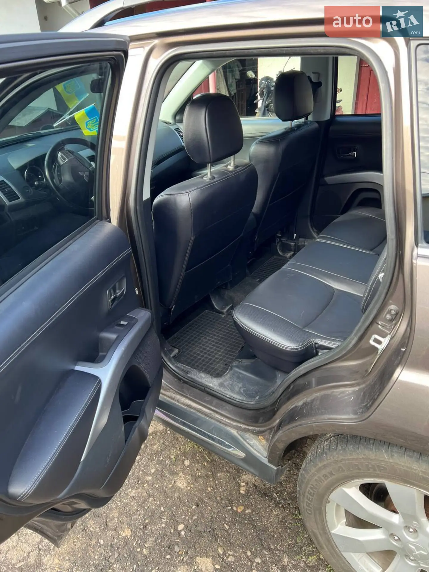 2011 Mitsubishi Outlander - мініатюра 11