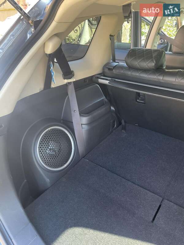 Внедорожник / Кроссовер Mitsubishi Outlander 2012 в Иршаве