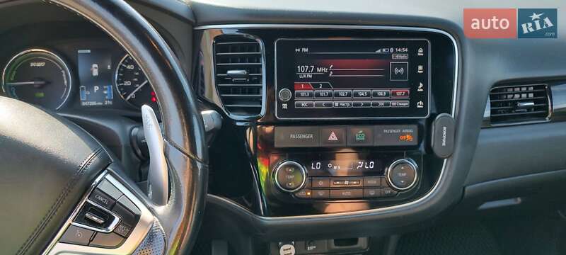 Внедорожник / Кроссовер Mitsubishi Outlander 2018 в Житомире фото 11 Внедорожник / Кроссовер Mitsubishi Outlander 2018 в Житомире