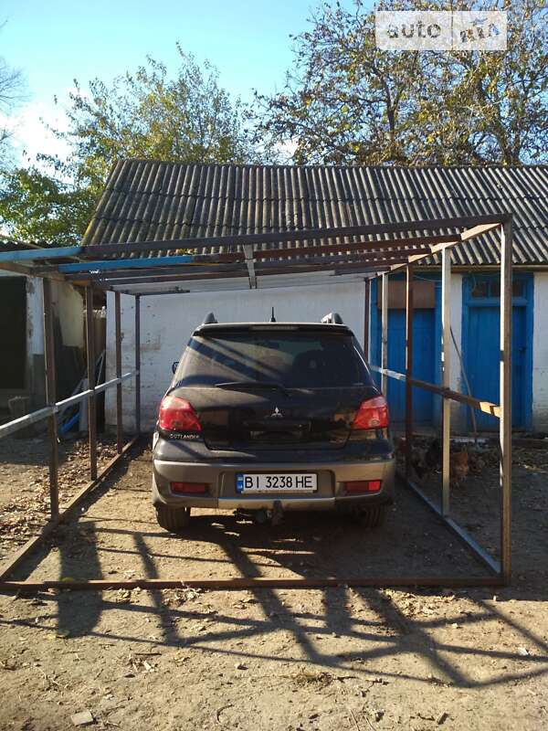 Внедорожник / Кроссовер Mitsubishi Outlander 2006 в Зенькове