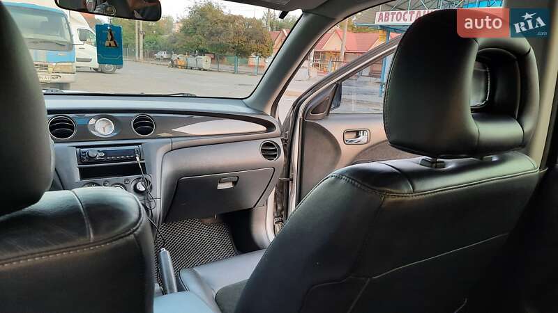 Позашляховик / Кросовер Mitsubishi Outlander 2006 в Хмельницькому