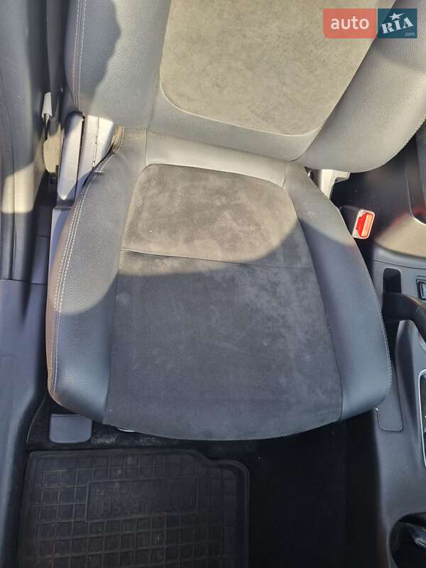 Універсал Mitsubishi Outlander 2013 в Тернополі