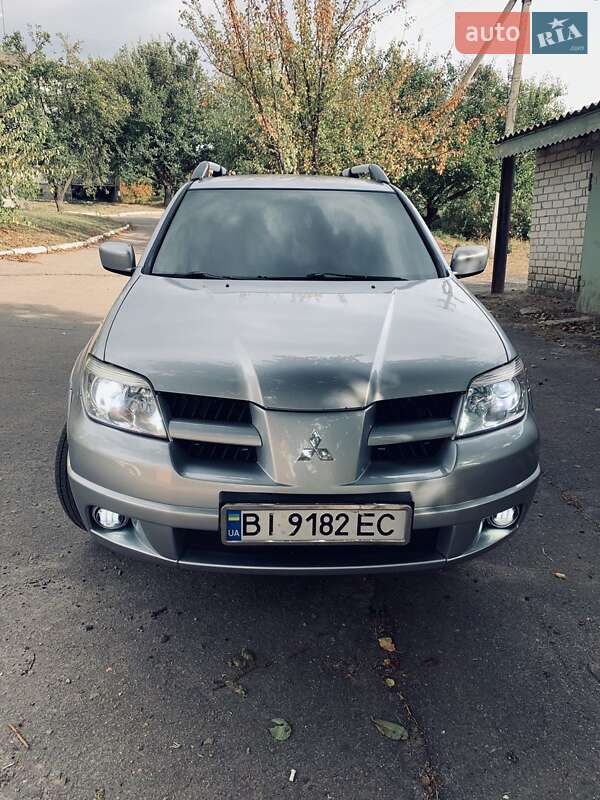 Позашляховик / Кросовер Mitsubishi Outlander 2007 в Кобеляках
