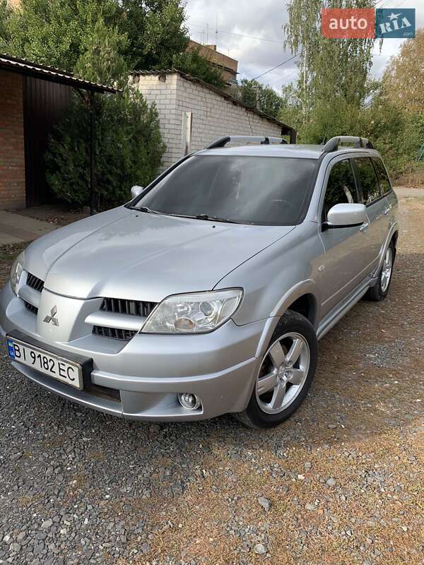 Позашляховик / Кросовер Mitsubishi Outlander 2007 в Кобеляках
