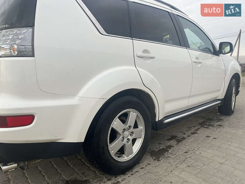 Позашляховик / Кросовер Mitsubishi Outlander 2010 в Коломиї