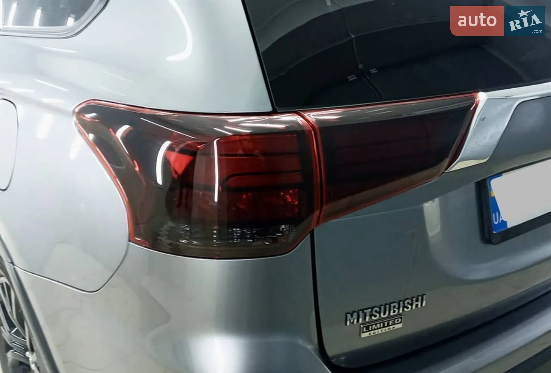 2017 Mitsubishi Outlander - мініатюра 3