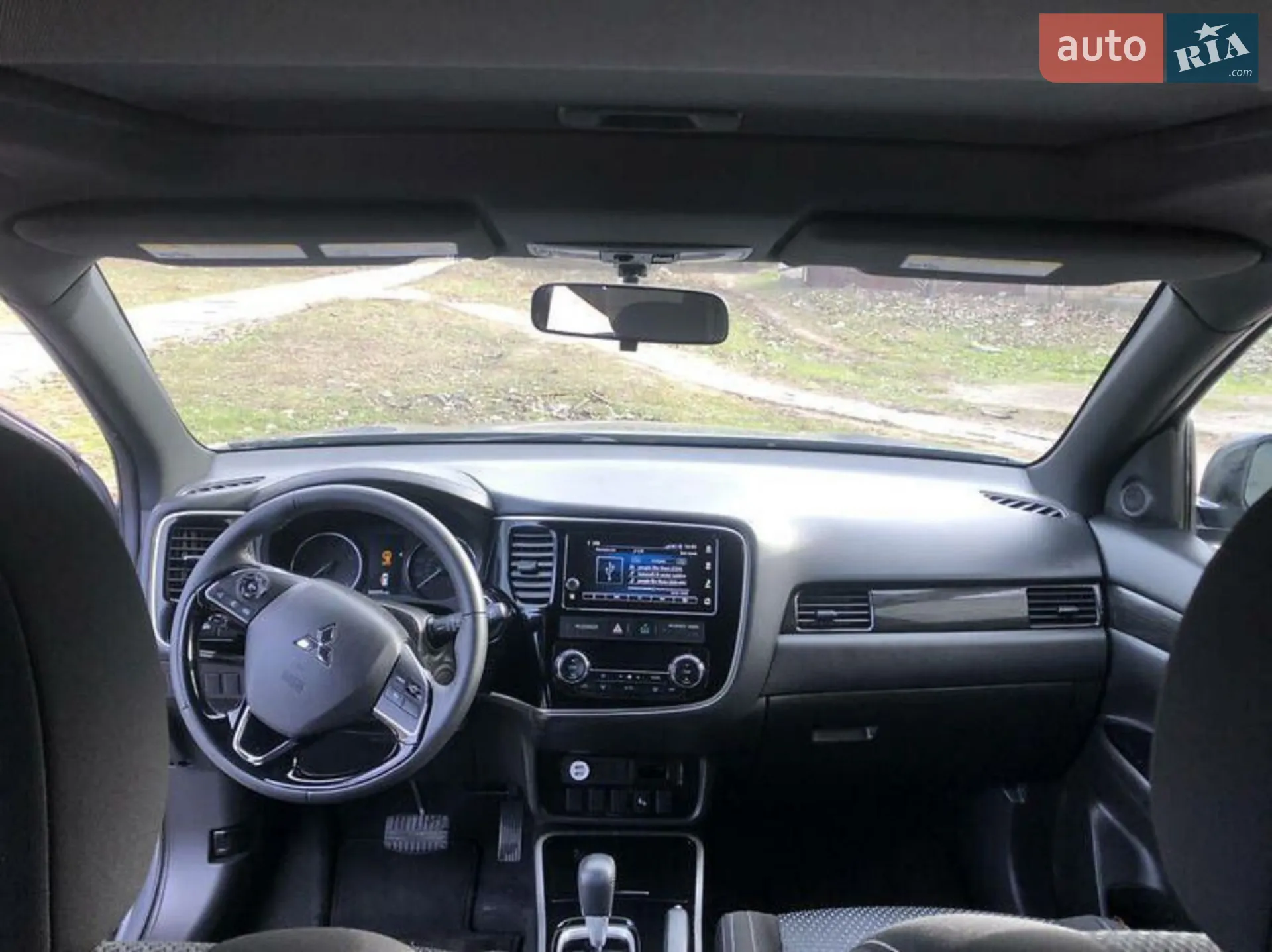 2017 Mitsubishi Outlander - мініатюра 23