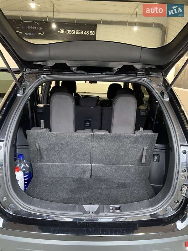 Позашляховик / Кросовер Mitsubishi Outlander 2017 в Вінниці