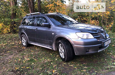 Внедорожник / Кроссовер Mitsubishi Outlander 2004 в Кременце