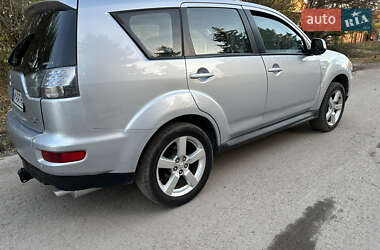 Внедорожник / Кроссовер Mitsubishi Outlander 2010 в Коростышеве