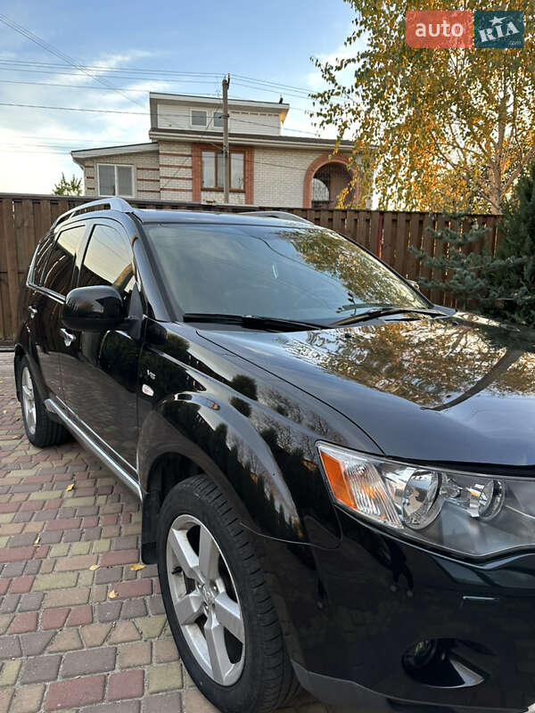 Внедорожник / Кроссовер Mitsubishi Outlander 2007 в Запорожье