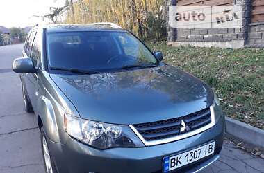 Позашляховик / Кросовер Mitsubishi Outlander 2007 в Острозі