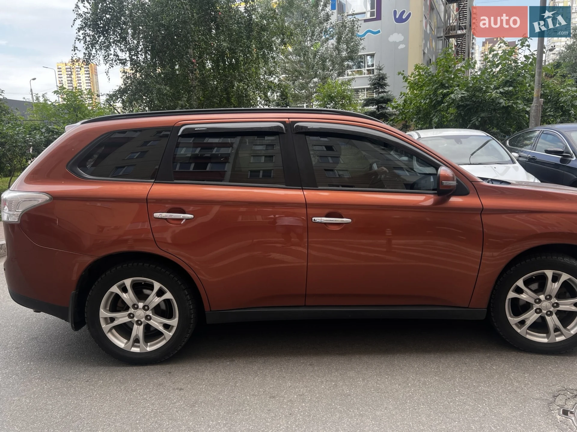 2013 Mitsubishi Outlander - мініатюра 4