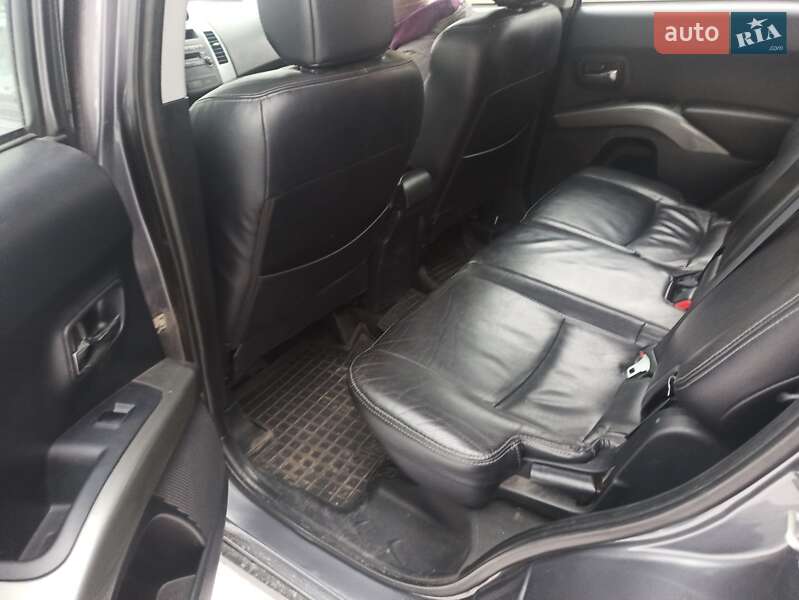 Позашляховик / Кросовер Mitsubishi Outlander 2008 в Кам'янському
