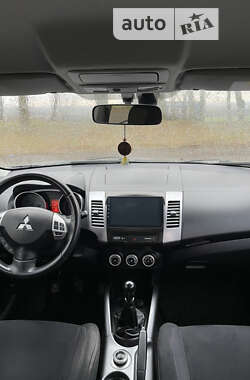 Позашляховик / Кросовер Mitsubishi Outlander 2007 в Чернівцях