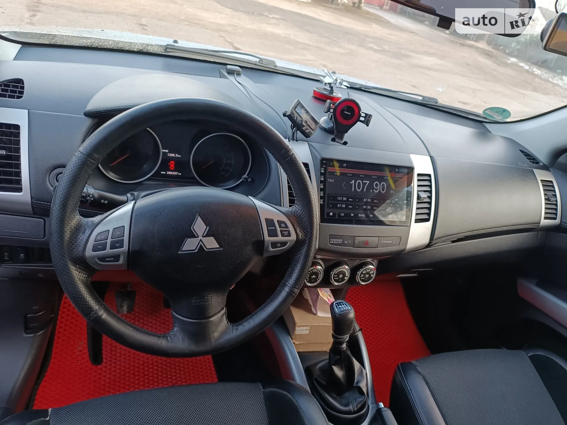 2012 Mitsubishi Outlander - мініатюра 11