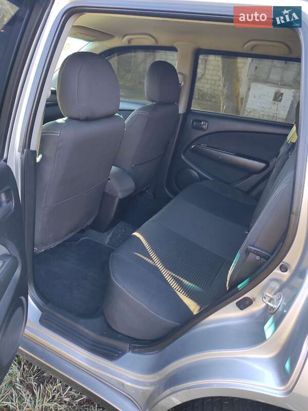 Внедорожник / Кроссовер Mitsubishi Outlander 2005 в Виннице