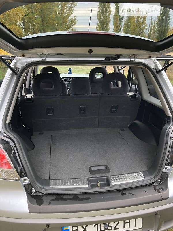 Внедорожник / Кроссовер Mitsubishi Outlander 2003 в Староконстантинове