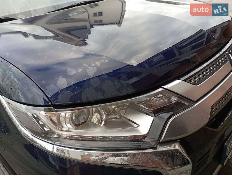 Внедорожник / Кроссовер Mitsubishi Outlander 2020 в Львове фото 6 Внедорожник / Кроссовер Mitsubishi Outlander 2020 в Львове