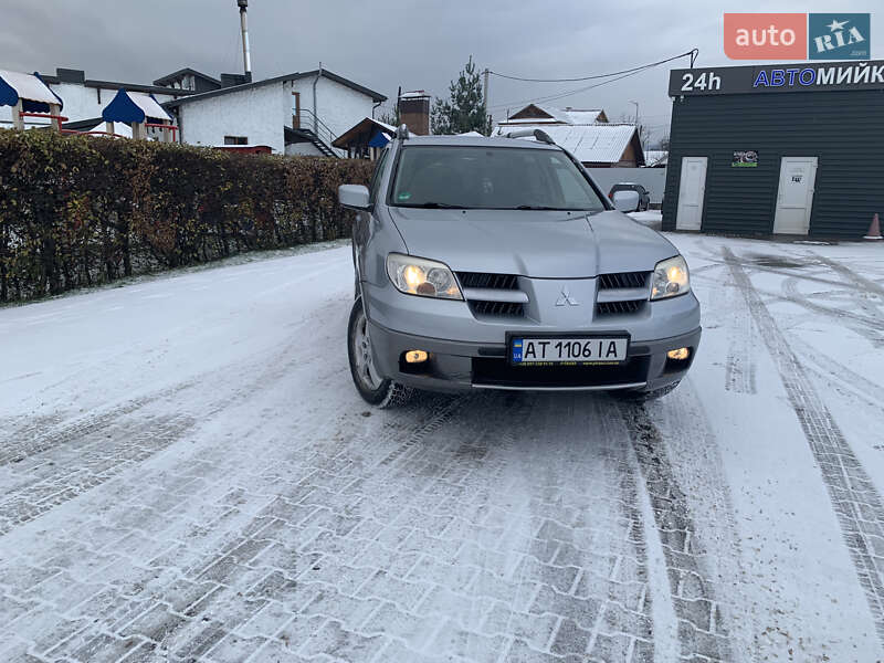 Mitsubishi Outlander 2005