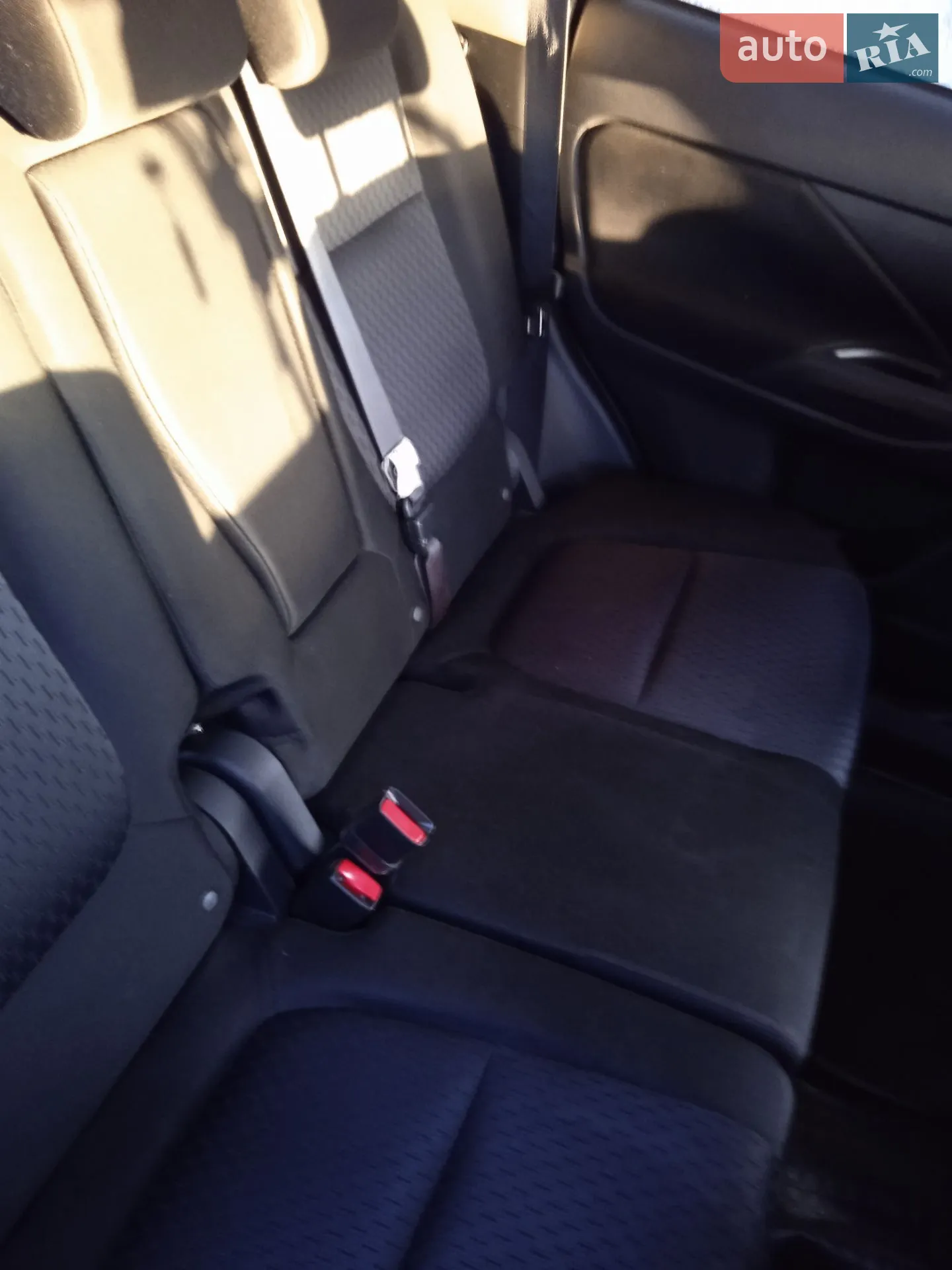 2013 Mitsubishi Outlander - мініатюра 11