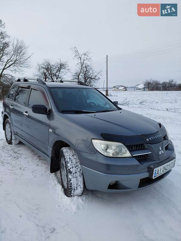 Позашляховик / Кросовер Mitsubishi Outlander 2006 в Чорнобаї