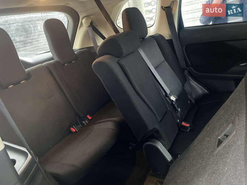 Позашляховик / Кросовер Mitsubishi Outlander 2016 в Львові