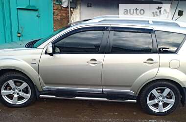 Внедорожник / Кроссовер Mitsubishi Outlander 2007 в 