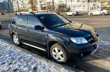 Внедорожник / Кроссовер Mitsubishi Outlander 2008 в Киеве