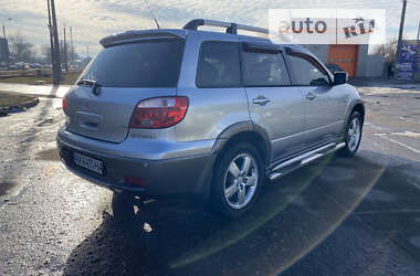 Внедорожник / Кроссовер Mitsubishi Outlander 2005 в Харькове