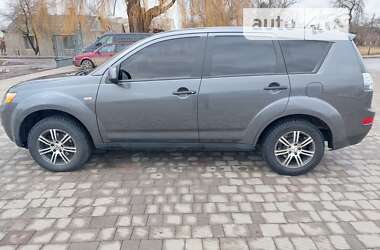 Внедорожник / Кроссовер Mitsubishi Outlander 2007 в Владимир-Волынском