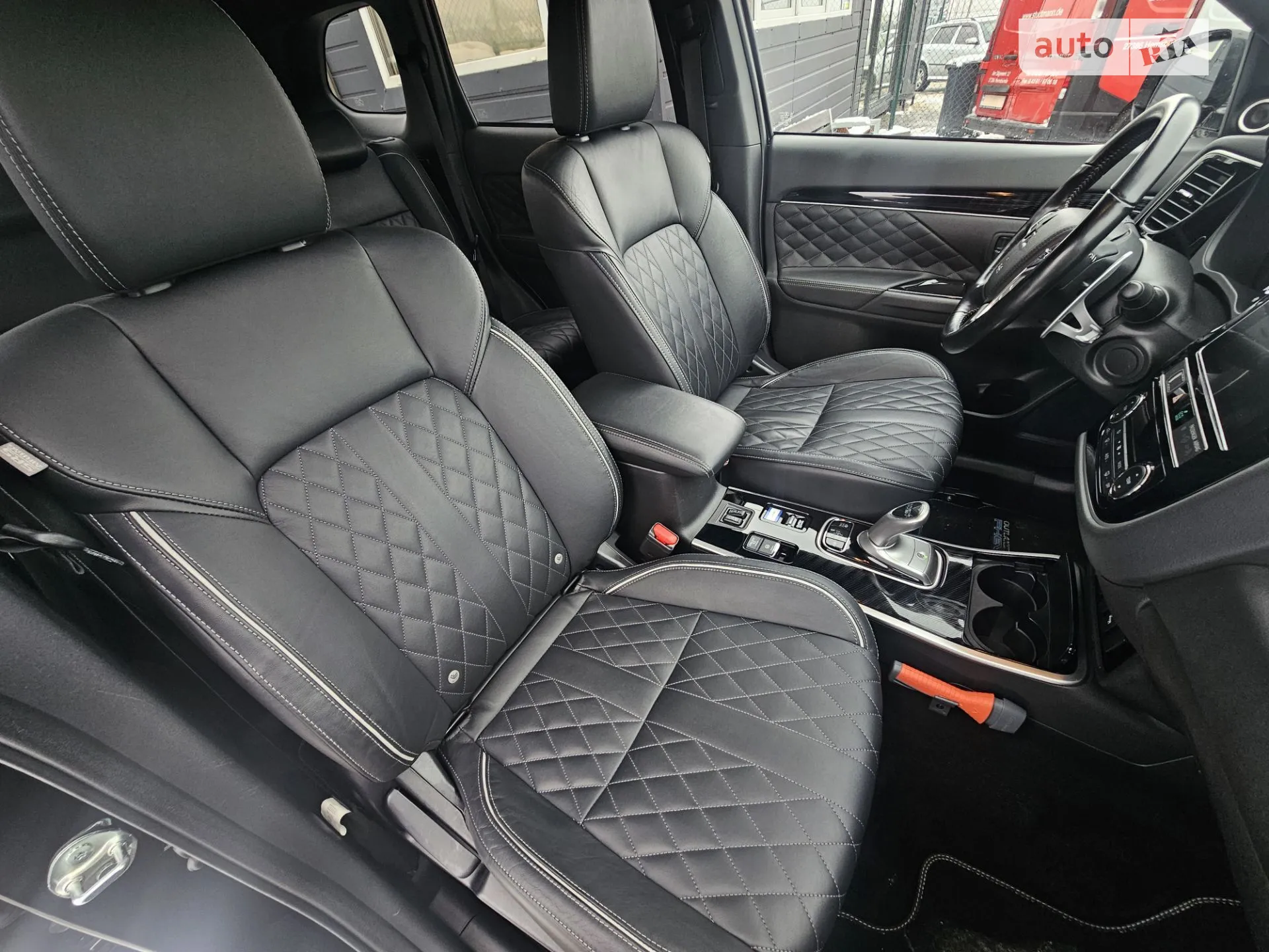 2018 Mitsubishi Outlander - мініатюра 58