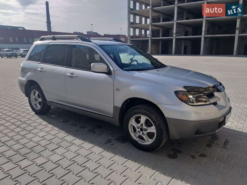 Внедорожник / Кроссовер Mitsubishi Outlander 2003 в Теребовле