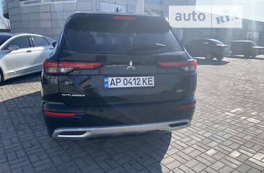 Внедорожник / Кроссовер Mitsubishi Outlander 2021 в Запорожье