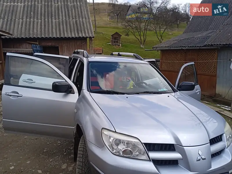 Mitsubishi Outlander 2006