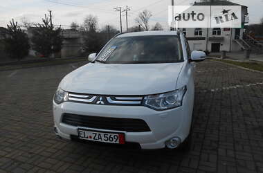 Позашляховик / Кросовер Mitsubishi Outlander 2012 в Самборі