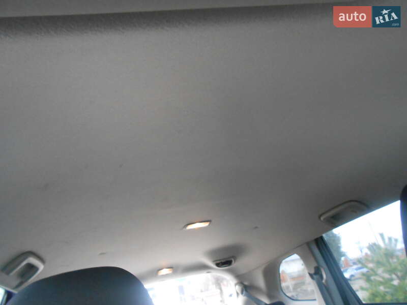 Позашляховик / Кросовер Mitsubishi Outlander 2012 в Самборі фото 16 Позашляховик / Кросовер Mitsubishi Outlander 2012 в Самборі