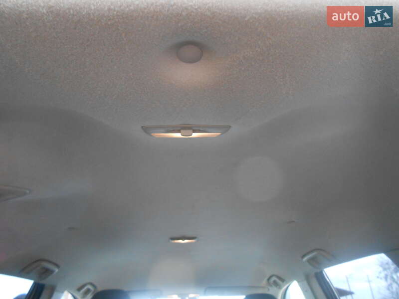 Позашляховик / Кросовер Mitsubishi Outlander 2012 в Самборі фото 24 Позашляховик / Кросовер Mitsubishi Outlander 2012 в Самборі