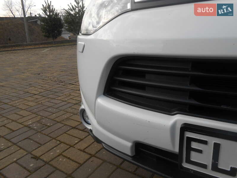 Позашляховик / Кросовер Mitsubishi Outlander 2012 в Самборі фото 35 Позашляховик / Кросовер Mitsubishi Outlander 2012 в Самборі