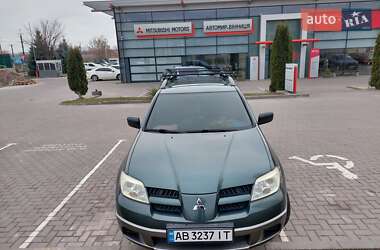 Позашляховик / Кросовер Mitsubishi Outlander 2006 в 