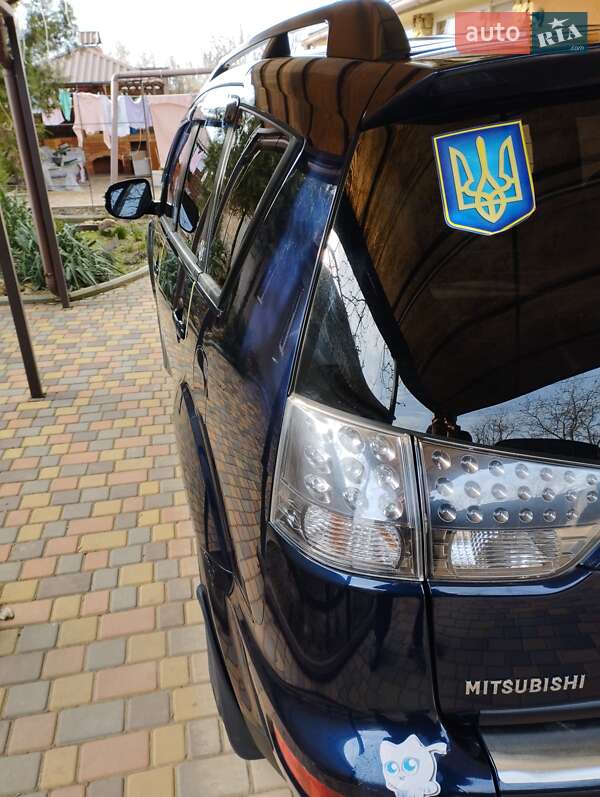 Позашляховик / Кросовер Mitsubishi Outlander 2010 в Миколаєві