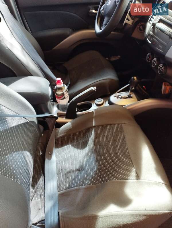 Позашляховик / Кросовер Mitsubishi Outlander 2010 в Миколаєві
