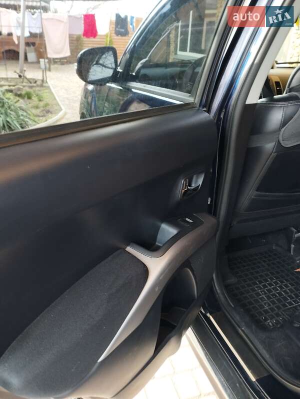 Позашляховик / Кросовер Mitsubishi Outlander 2010 в Миколаєві