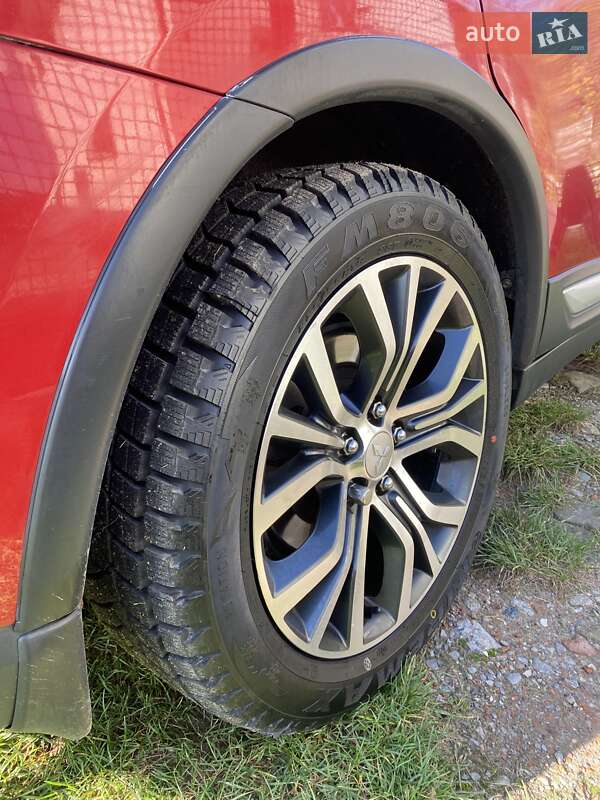 Позашляховик / Кросовер Mitsubishi Outlander 2018 в Львові