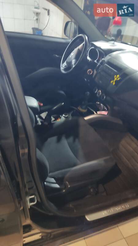 Позашляховик / Кросовер Mitsubishi Outlander 2008 в Києві