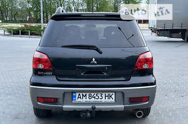 Внедорожник / Кроссовер Mitsubishi Outlander 2005 в Житомире