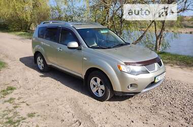 Позашляховик / Кросовер Mitsubishi Outlander 2008 в Теплику